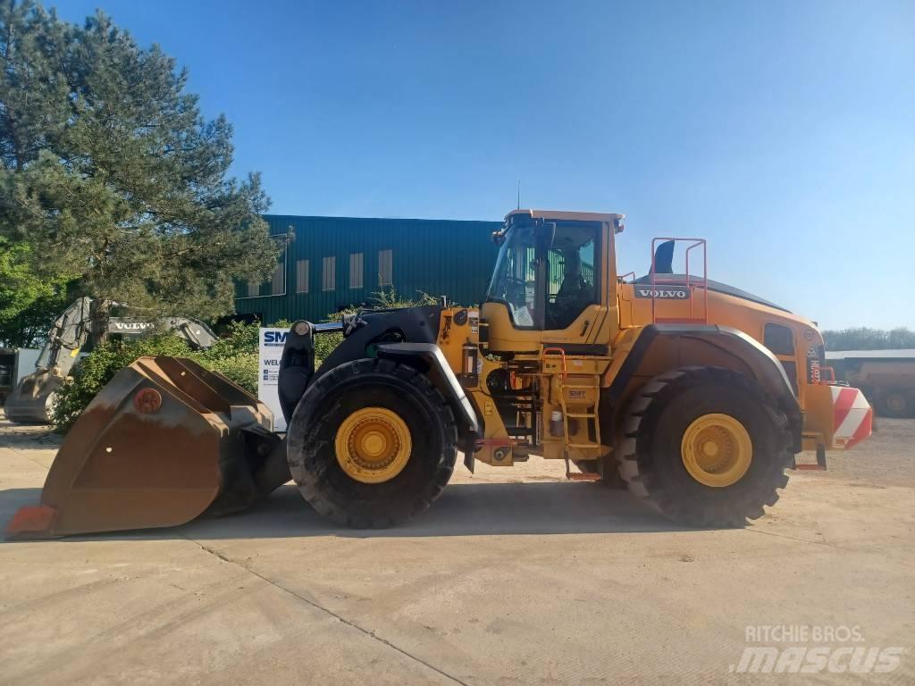 Volvo L 260 H Rataslaadurid