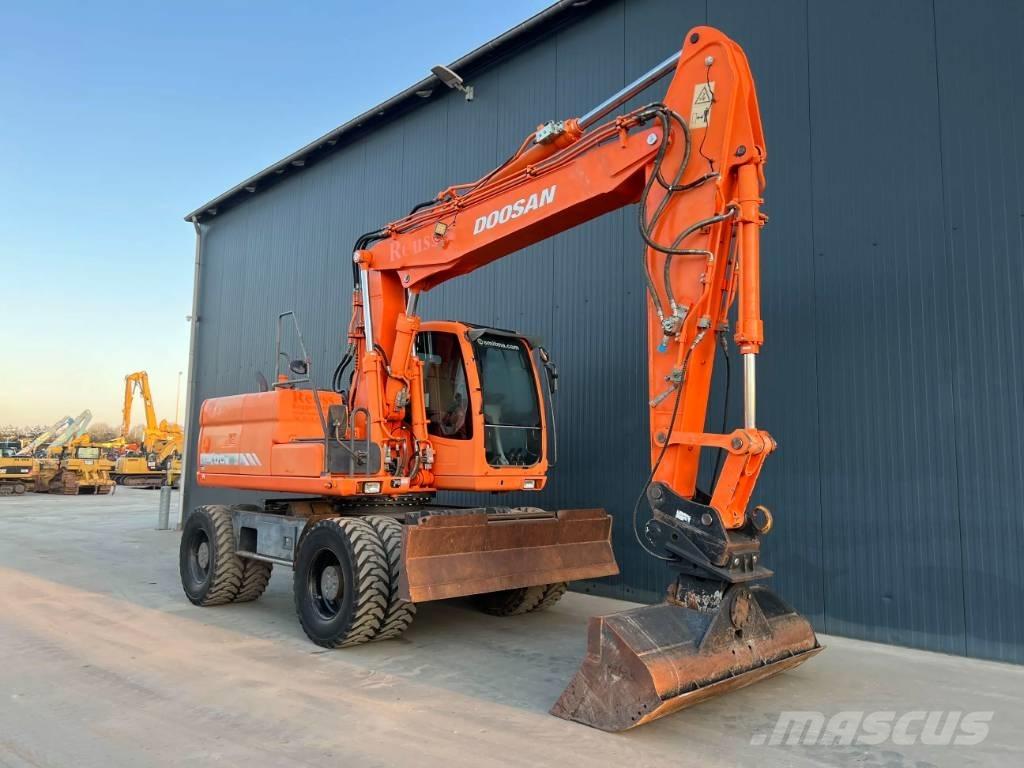 Doosan DX170W Ratasekskavaatorid