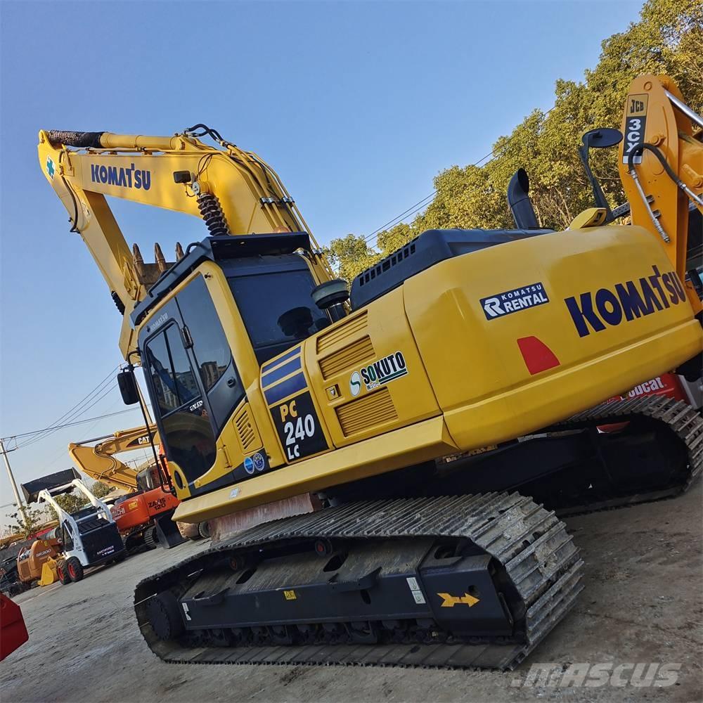 Komatsu PC 240 Roomikekskavaatorid