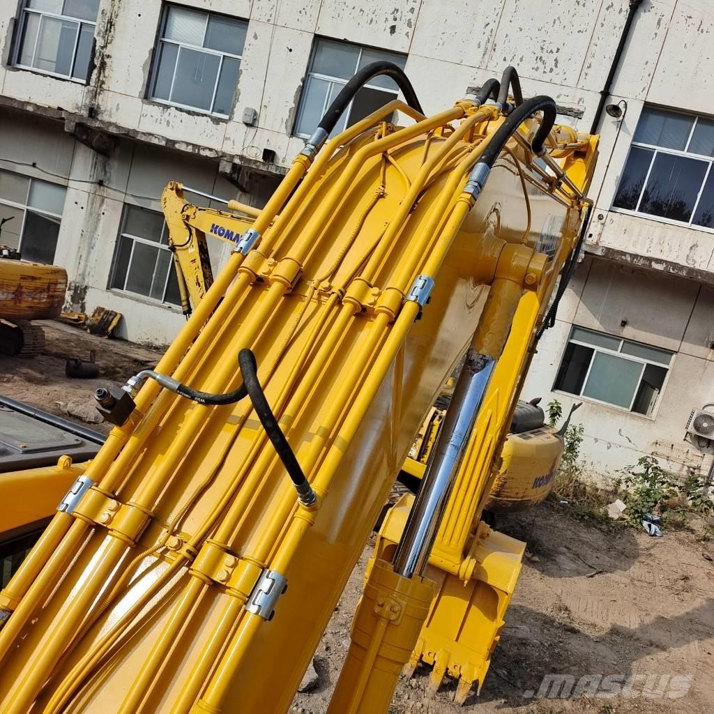 Komatsu PC 300 LC Roomikekskavaatorid