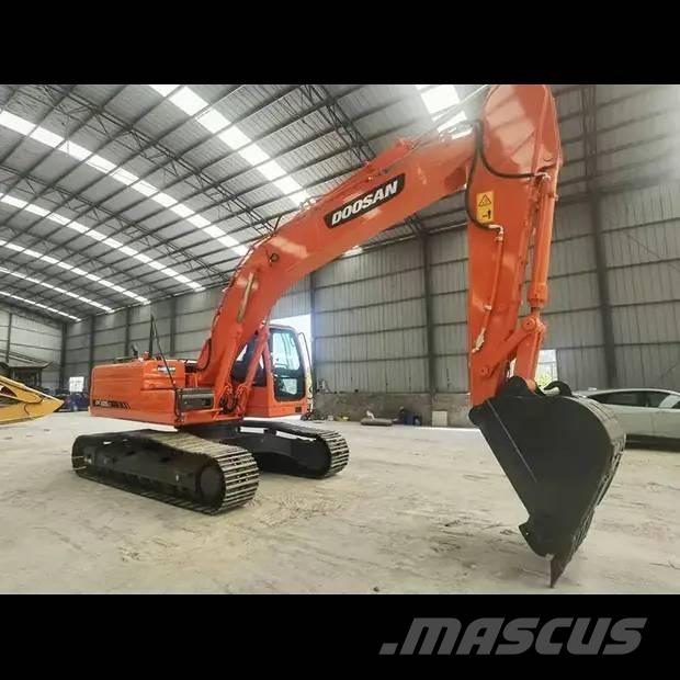 Doosan DX 225 LC Roomikekskavaatorid