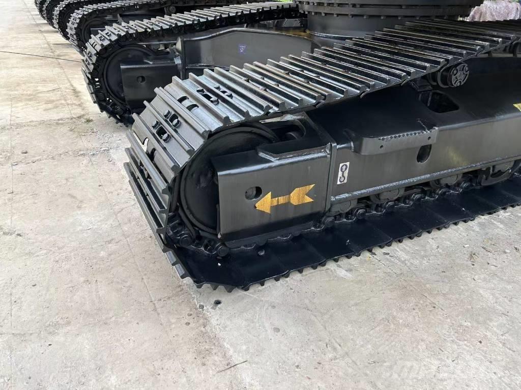 Komatsu 200 Roomikekskavaatorid