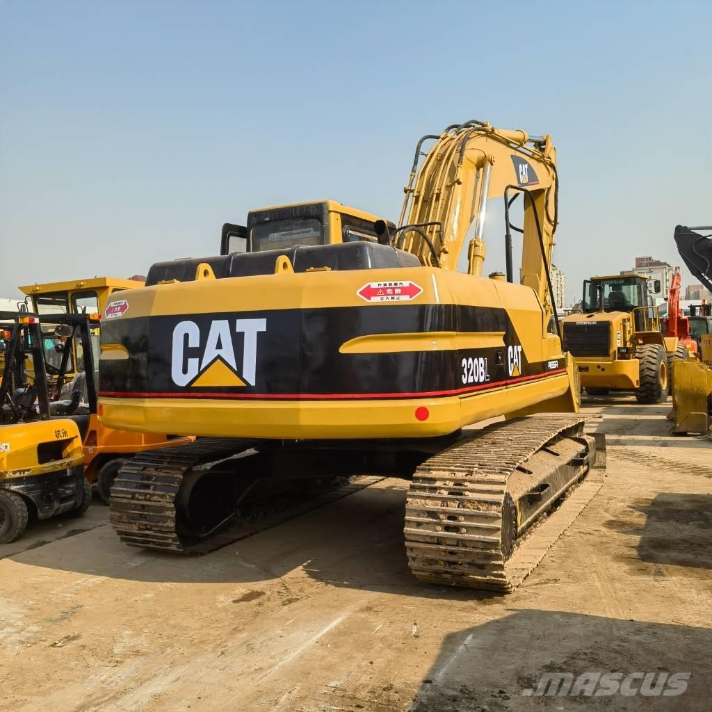 CAT 320 B L Roomikekskavaatorid