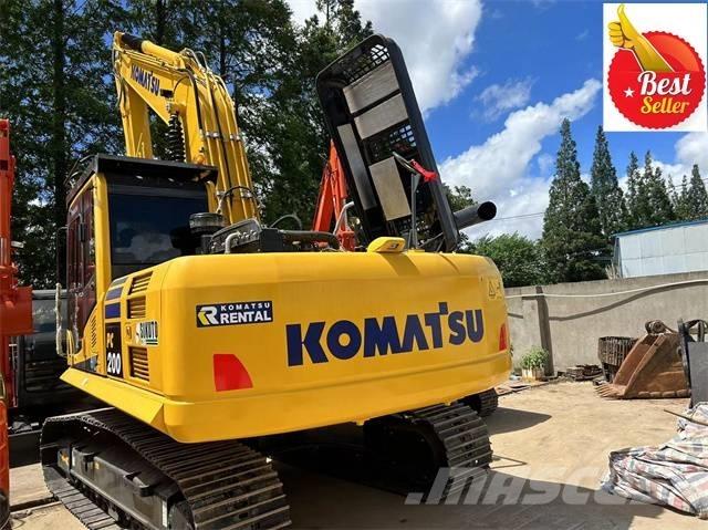 Komatsu PC 200-8 Roomikekskavaatorid