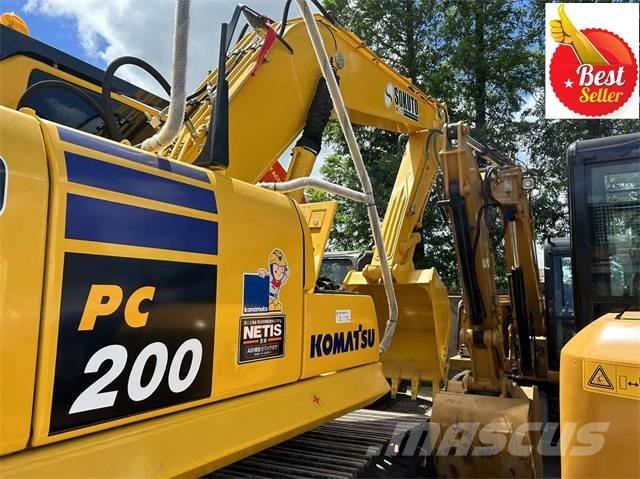 Komatsu PC 200-8 Roomikekskavaatorid