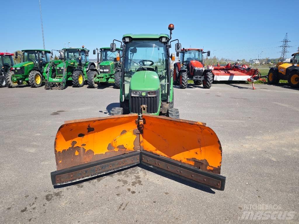 John Deere 3720 Kompakttraktorid