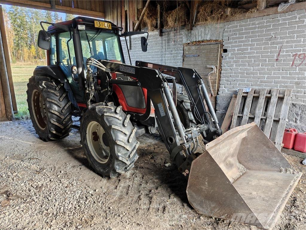 Valtra A95N Traktorid