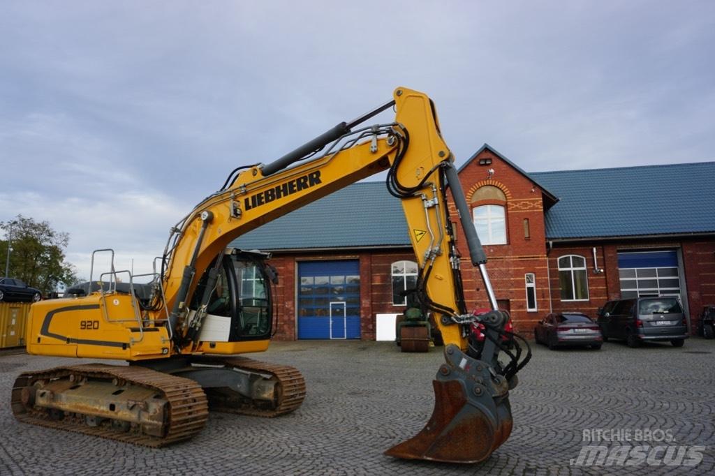 Liebherr R 920 LC Roomikekskavaatorid