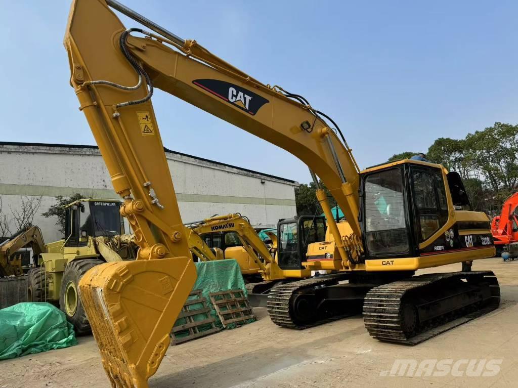CAT 320 B L Roomikekskavaatorid