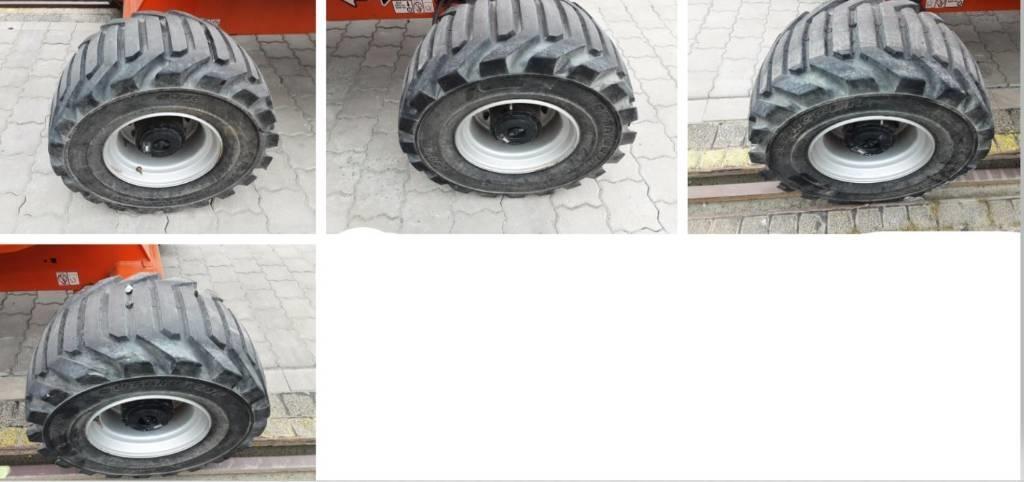 JLG 520 AJ Iseliikuvad poomtõstukid
