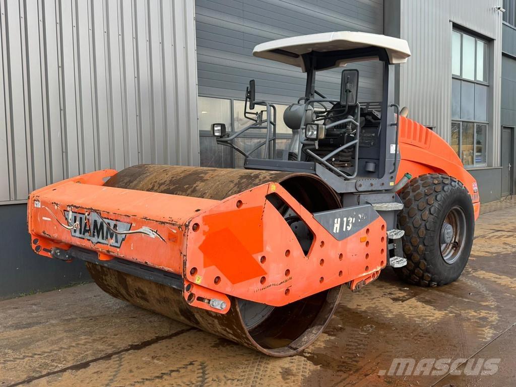 Hamm H13i VIO Ühe trumliga rullid