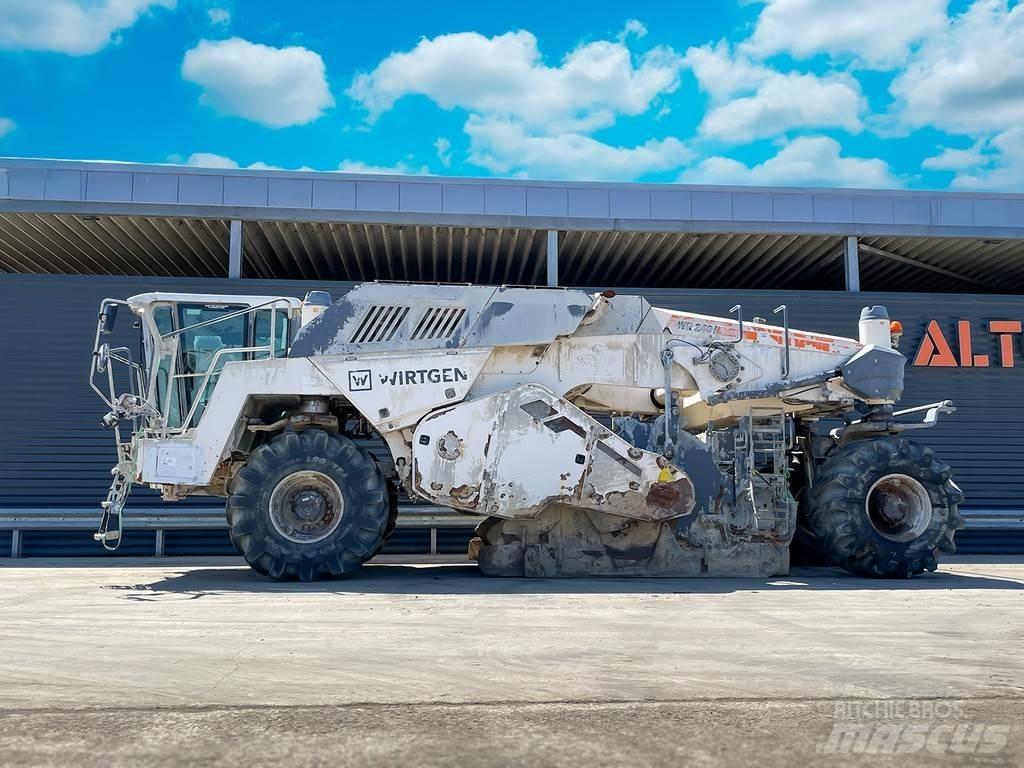 Wirtgen WR 240I Asfaldi taaskasutuse masinad