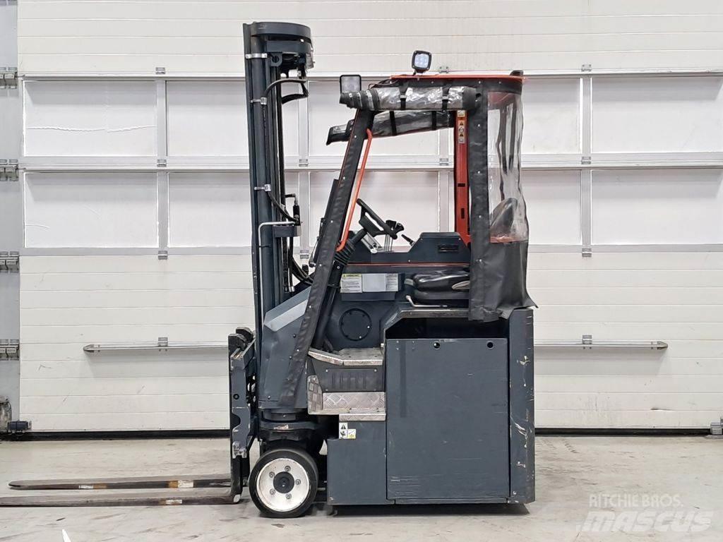Combilift CBE2500 Külglaadurid