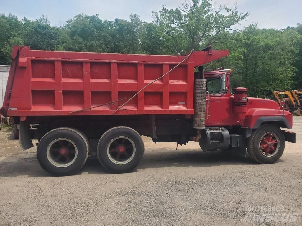 Mack RD 690 SX Kallurid