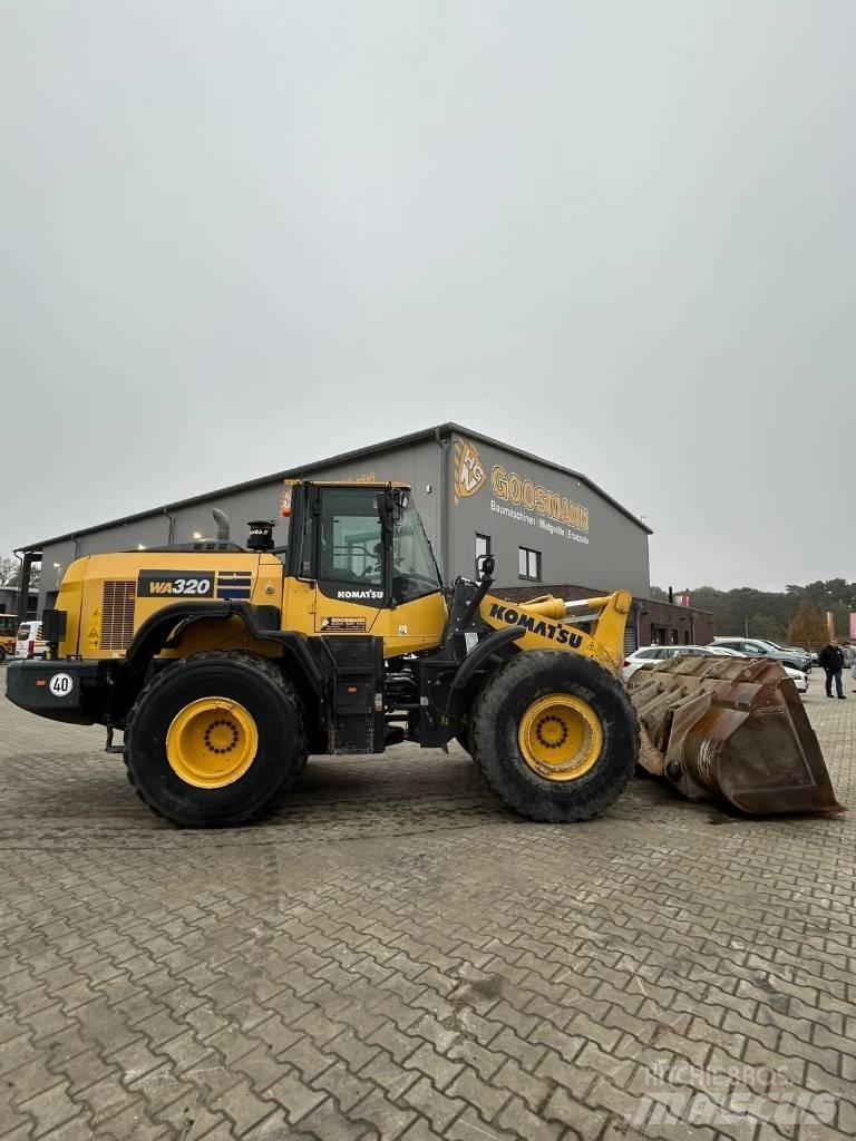 Komatsu WA 320 Rataslaadurid