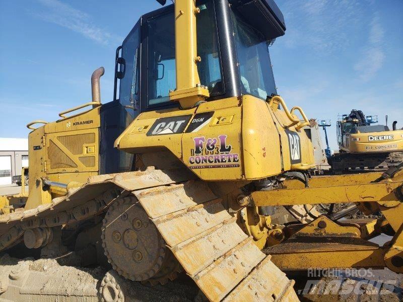 CAT D 6 N LGP Buldooserid