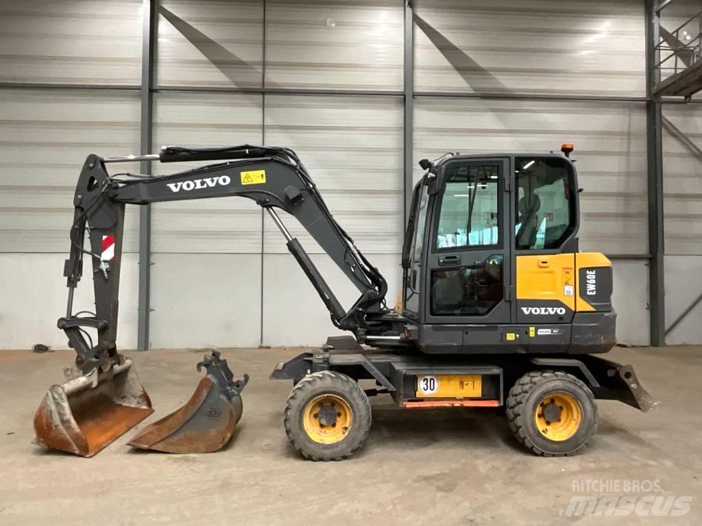Volvo EW 60 E Ratasekskavaatorid