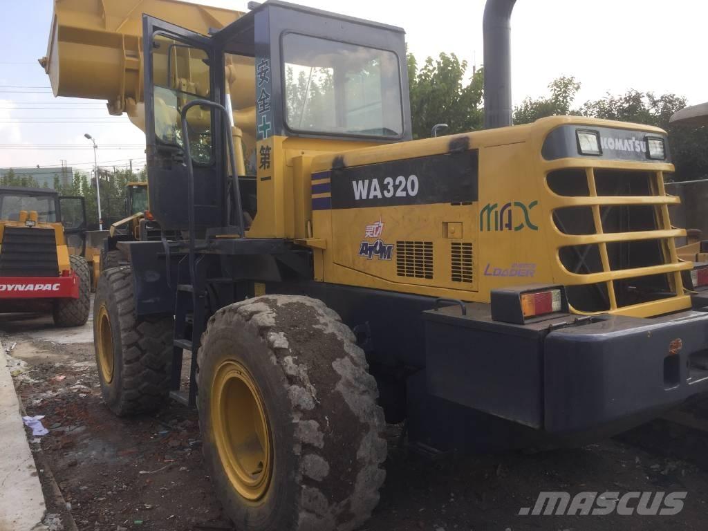 Komatsu WA 320-3 Rataslaadurid