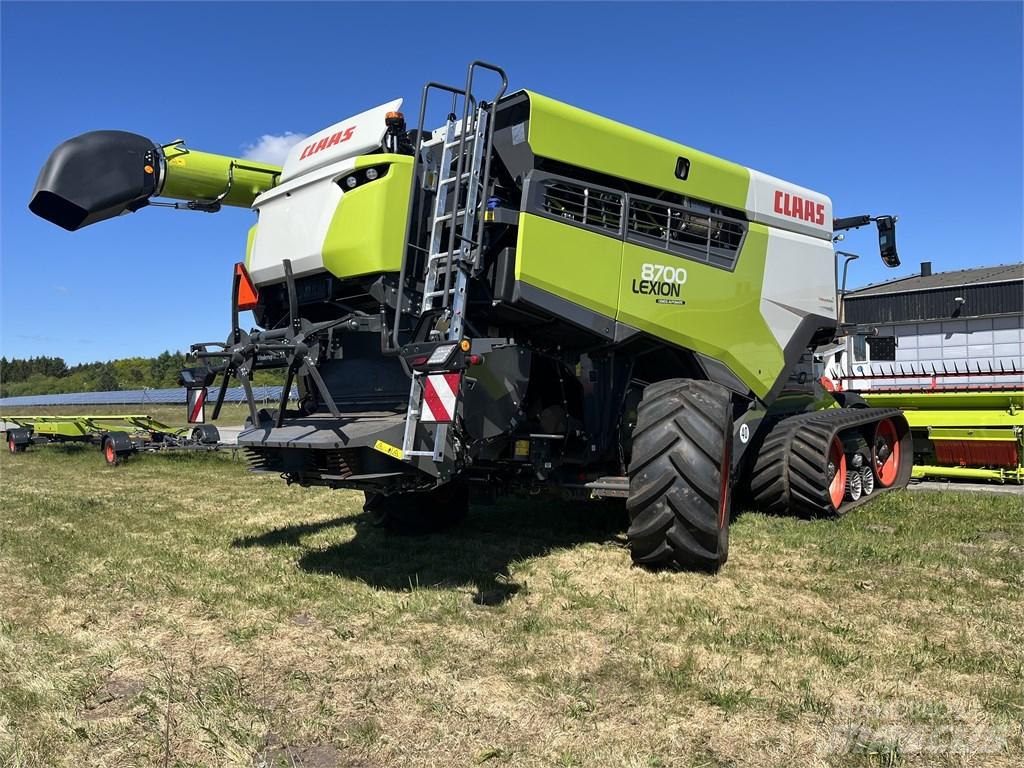 CLAAS Lexion 8700TT Teraviljakombainid