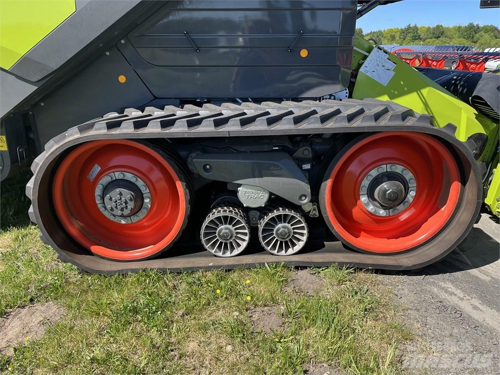 CLAAS Lexion 8700TT Teraviljakombainid