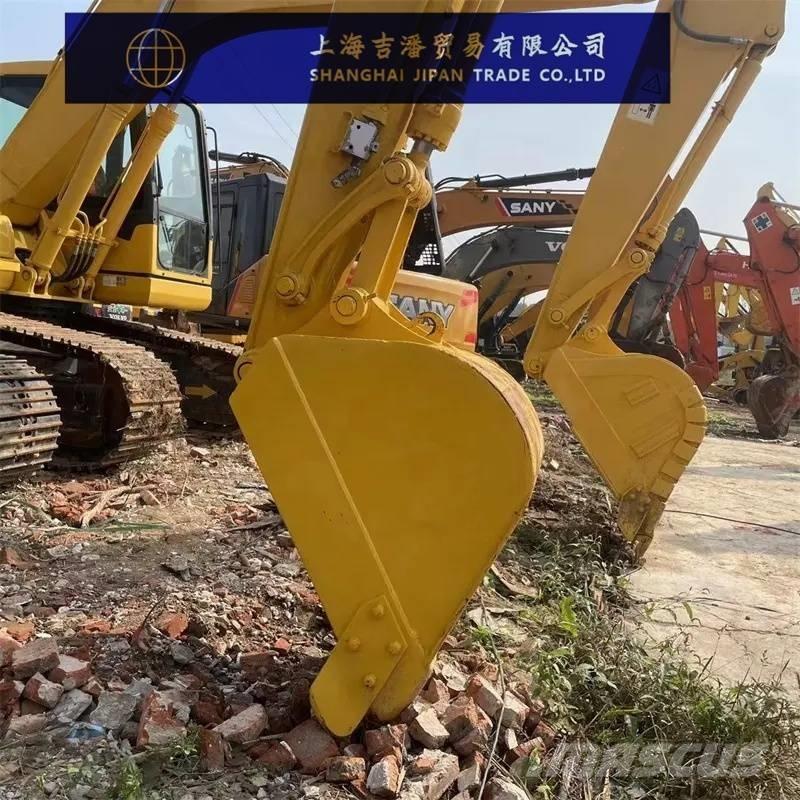 Komatsu PC 138 Roomikekskavaatorid