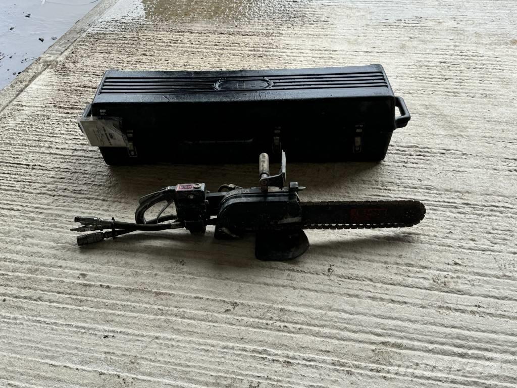  ICS 880F4 Muu