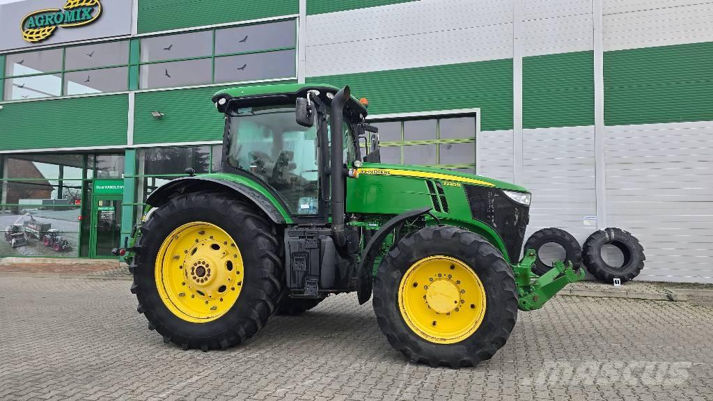 John Deere 7230 R Traktorid