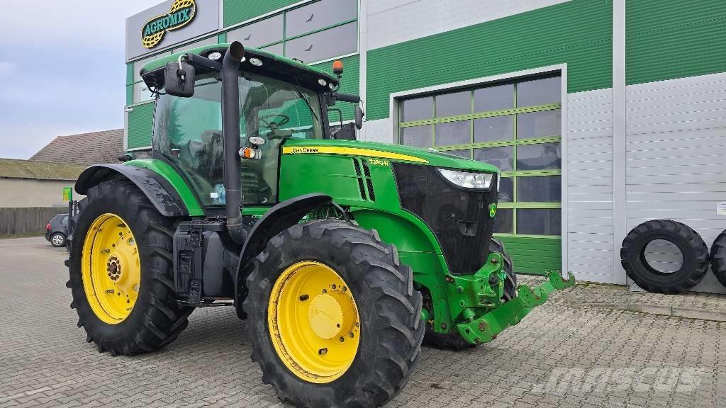 John Deere 7230 R Traktorid