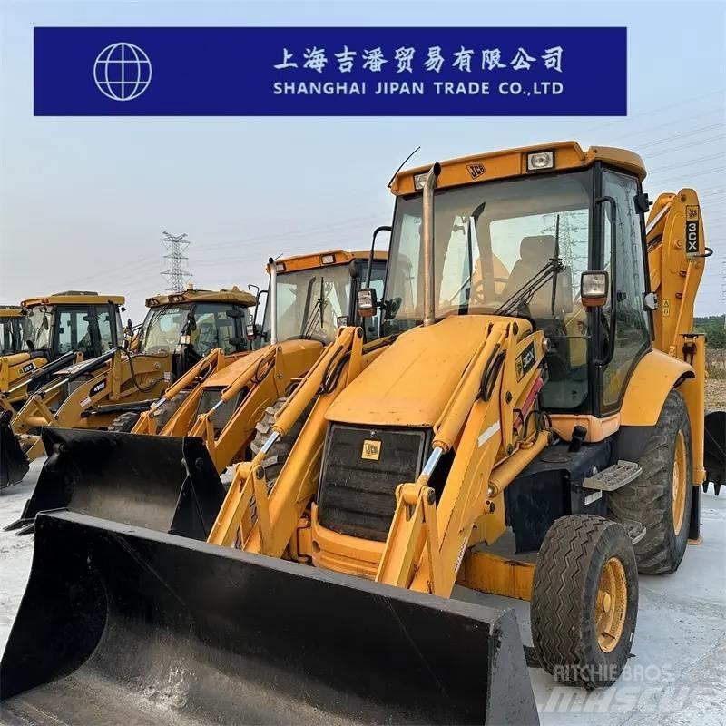 JCB 3 CX Rataslaadurid