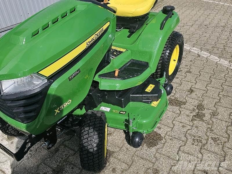 John Deere X590 Niidukid