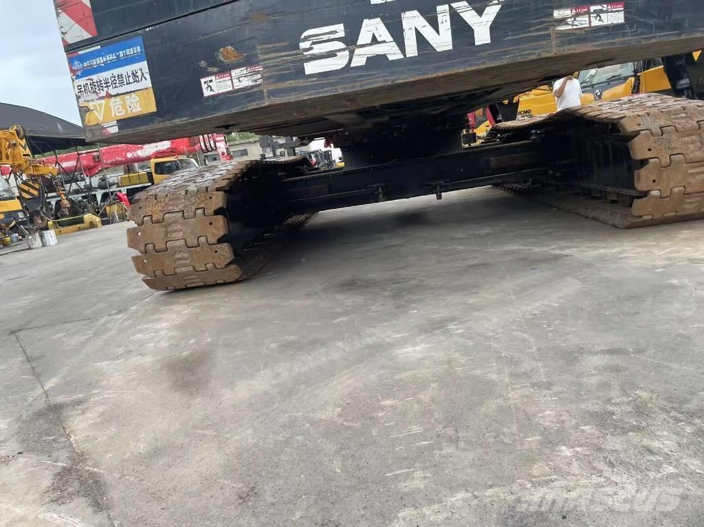 Sany SCC 600 A-6 Roomikkraanad