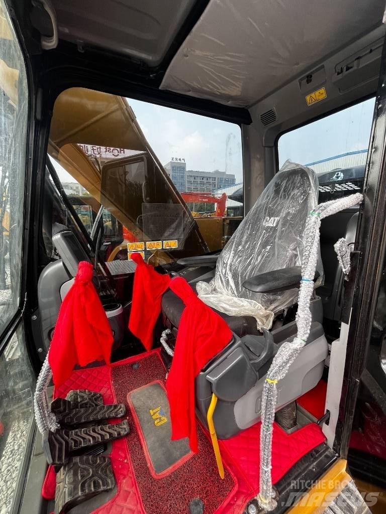 CAT 320 D Roomikekskavaatorid