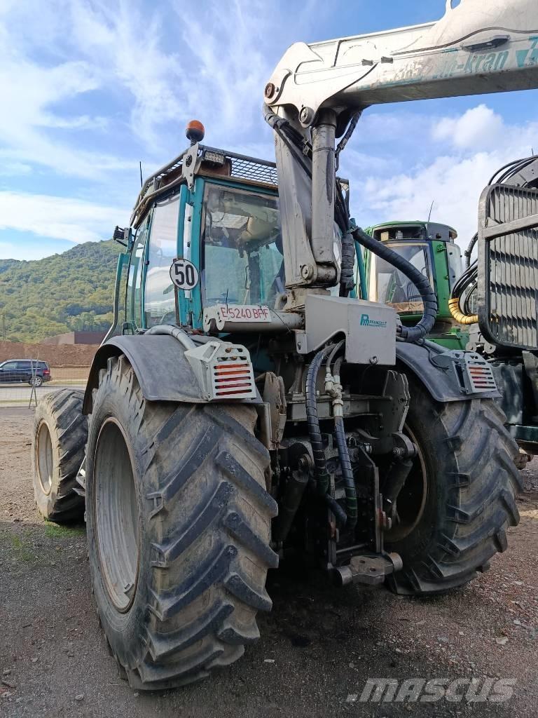 Pfanzelt Stufenlos Metsatööks kohandatud traktorid