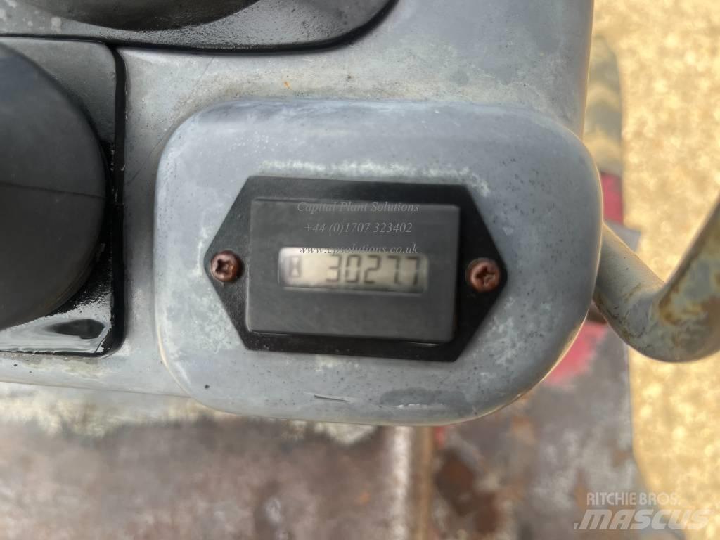 Takeuchi TB 108 Miniekskavaatorid < 7 t