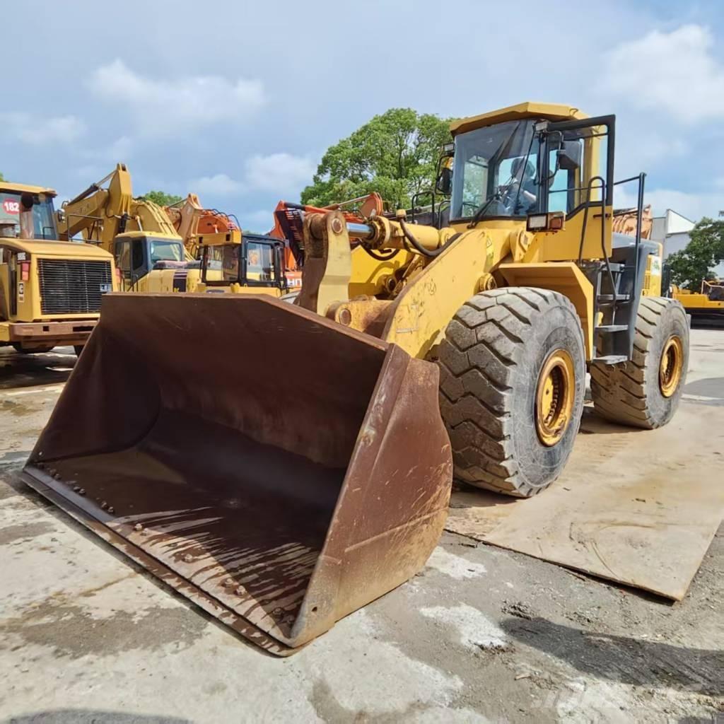 Komatsu WA 500-3 Rataslaadurid