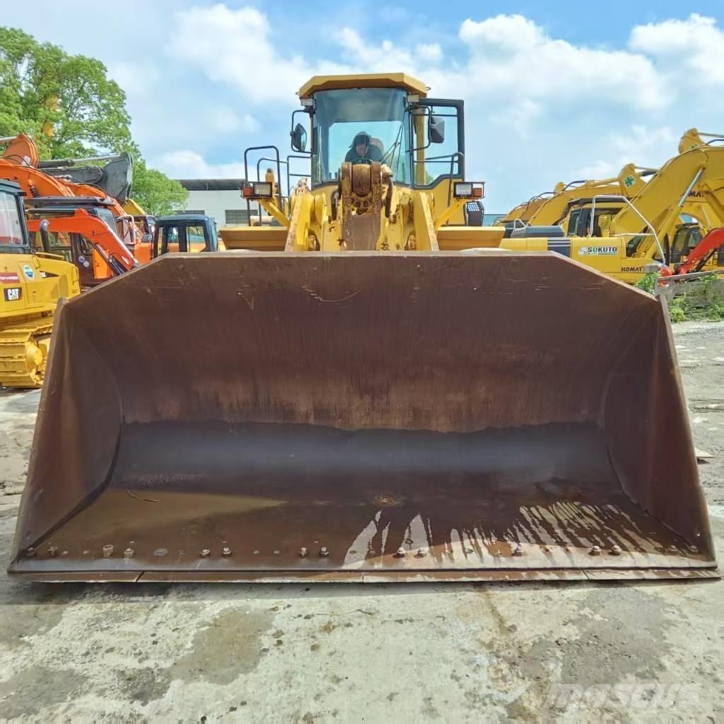 Komatsu WA 500-3 Rataslaadurid
