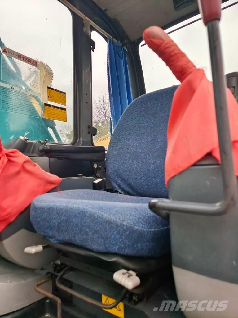 Kobelco SK 260 Roomikekskavaatorid