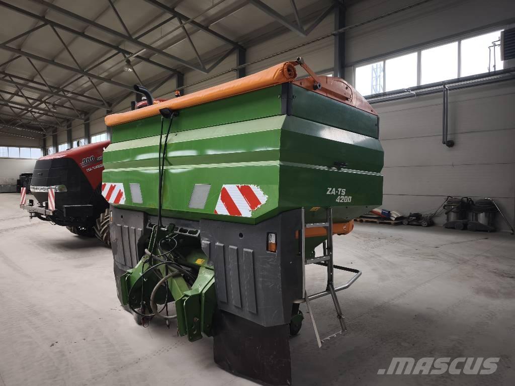 Amazone ZA-TS 4200 Mineraalväetise laoturid