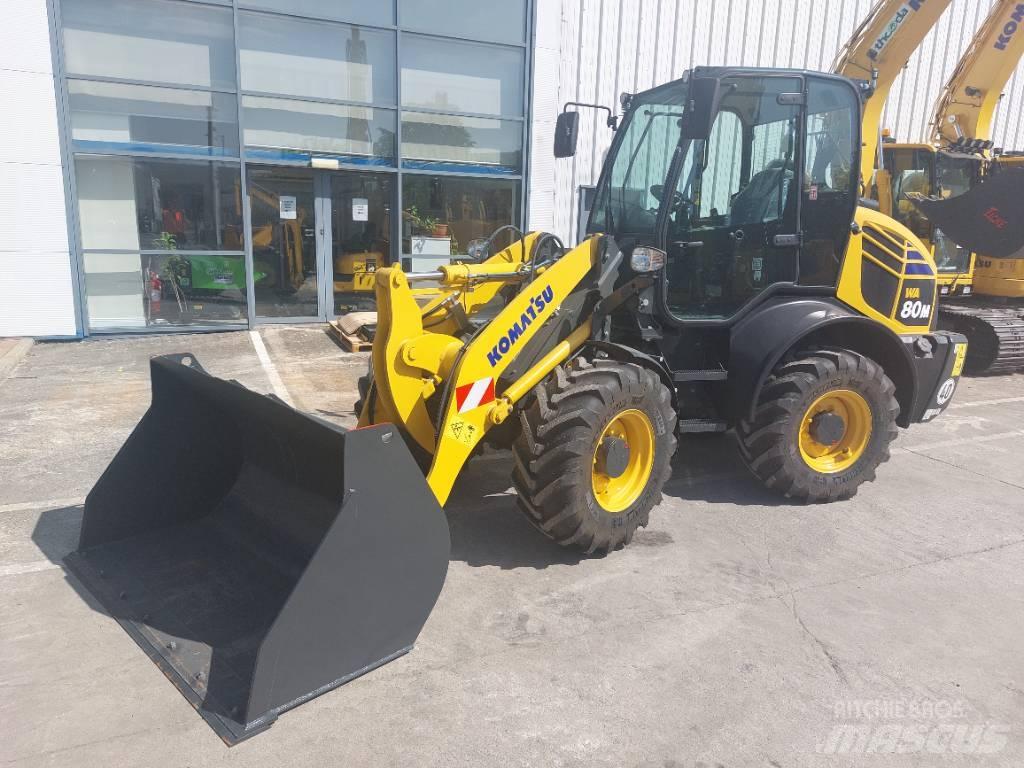 Komatsu WA80M-8 Väikelaadurid