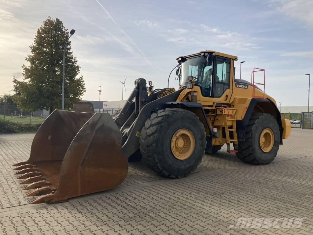 Volvo L 220 H Rataslaadurid