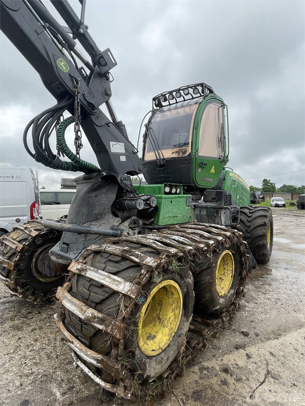 John Deere 1070 G Harvesterid