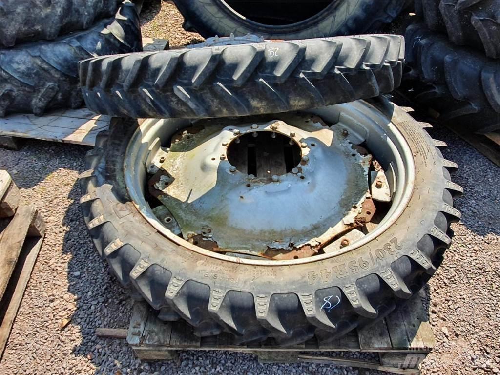 BKT 230/95R44 x2 Rehvid, rattad ja veljed
