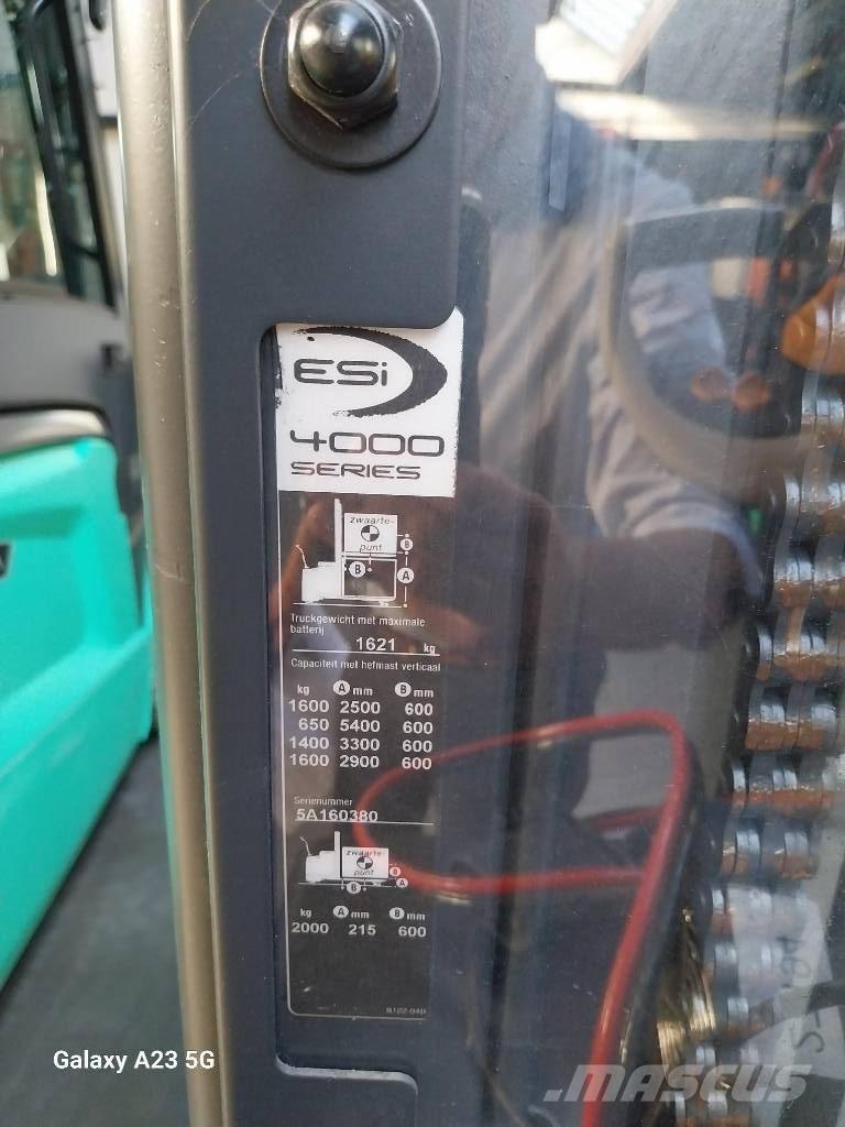 Crown ESi40001.6TT Järelkäidavad virnastajad