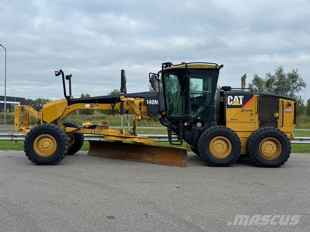 CAT 140M Greiderid