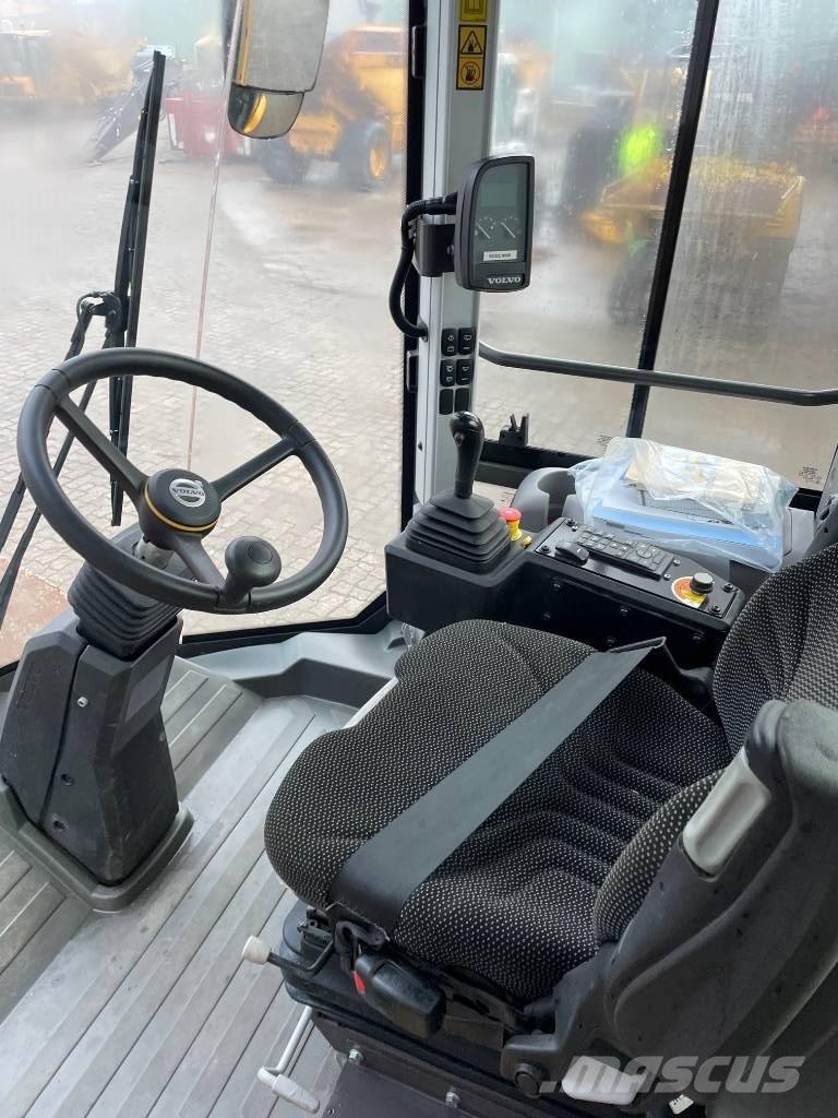 Volvo SD75B Ühe trumliga rullid