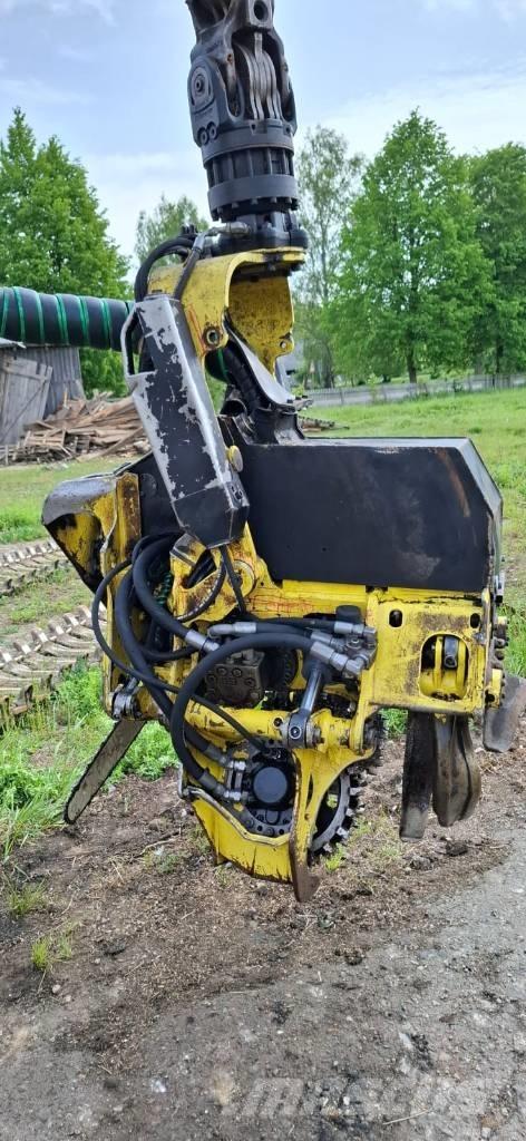 John Deere 1070 E Harvesterid