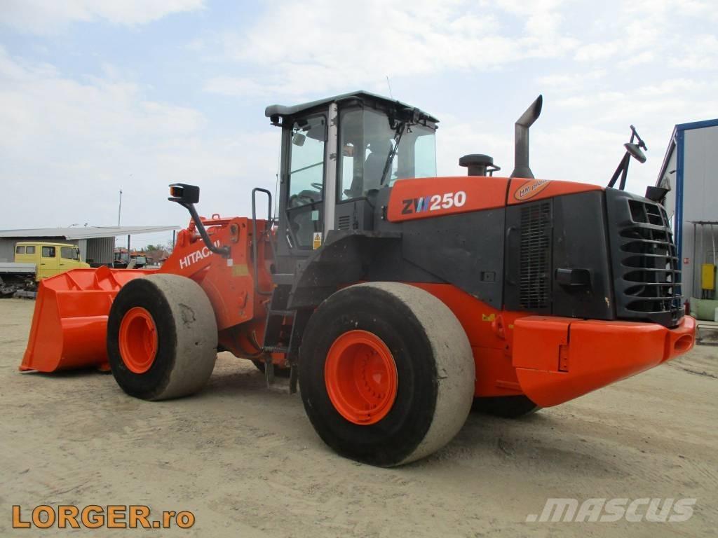 Hitachi ZW 250 Rataslaadurid