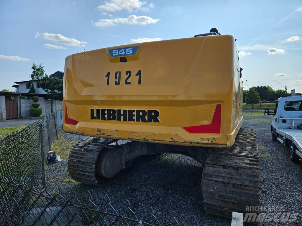 Liebherr R 945 Roomikekskavaatorid