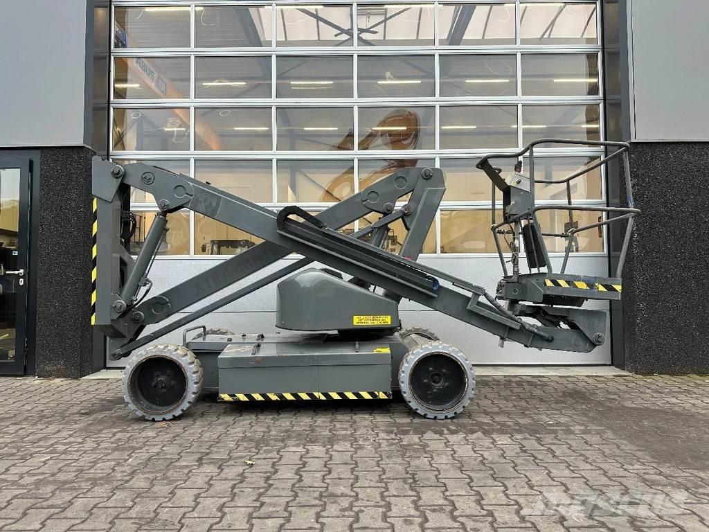 UpRight AB 38 N Iseliikuvad poomtõstukid