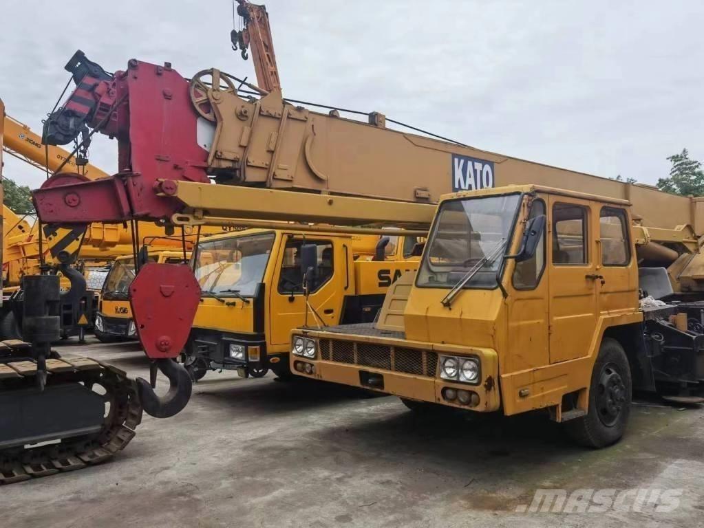 Kato 2500 KVA Maastikutõstukid